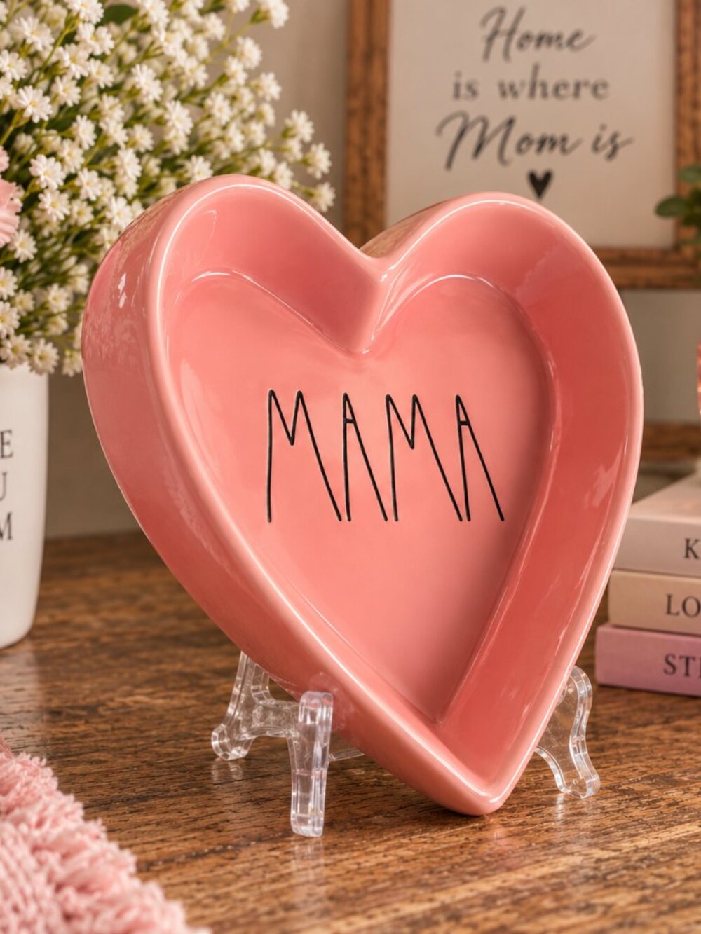 Rae Dunn MAMA Pink Heart Ceramic Dish by Magenta 6.5” Mother’s Day Decor NWT